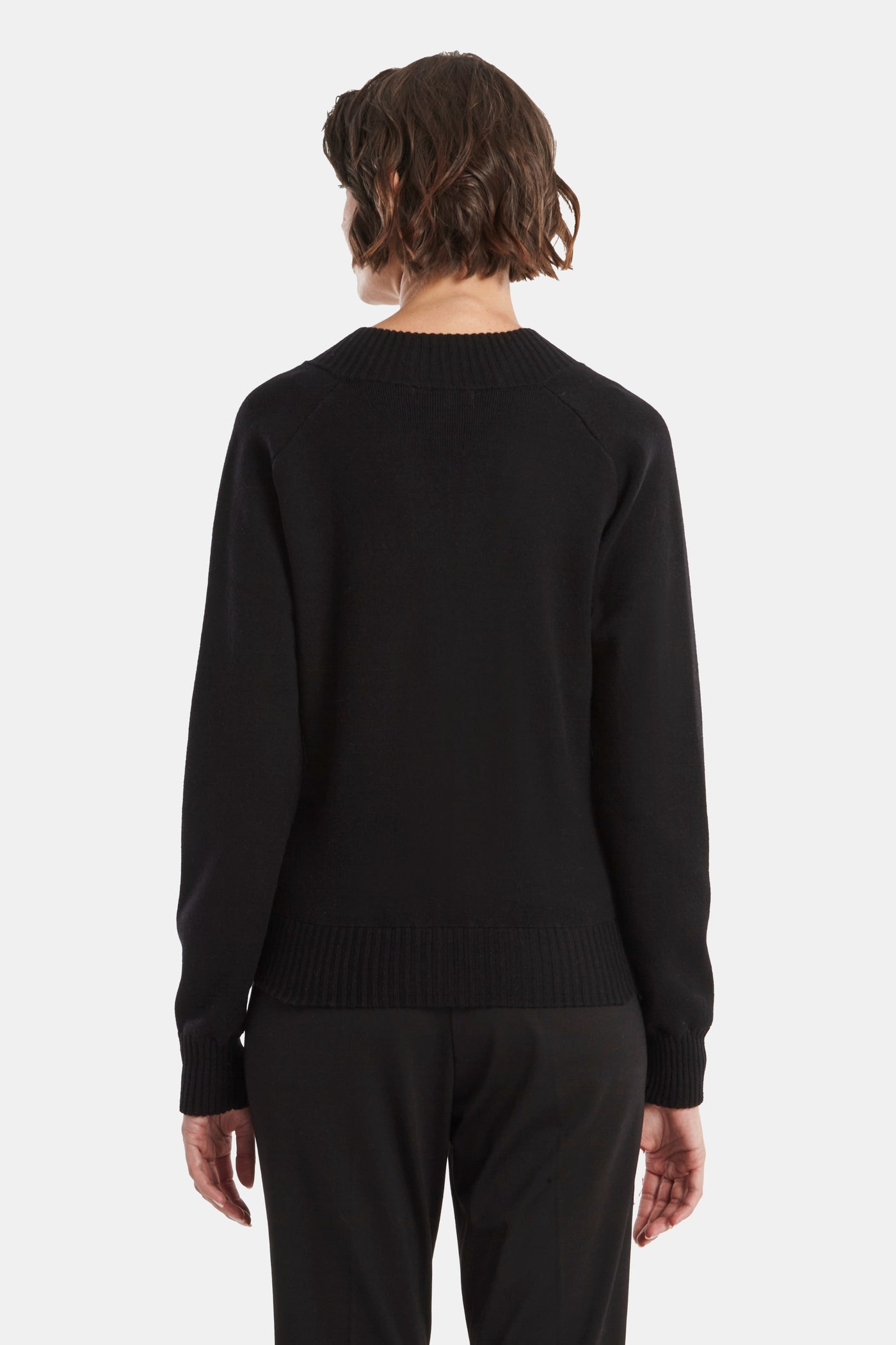 THE ANDRO SWEATER