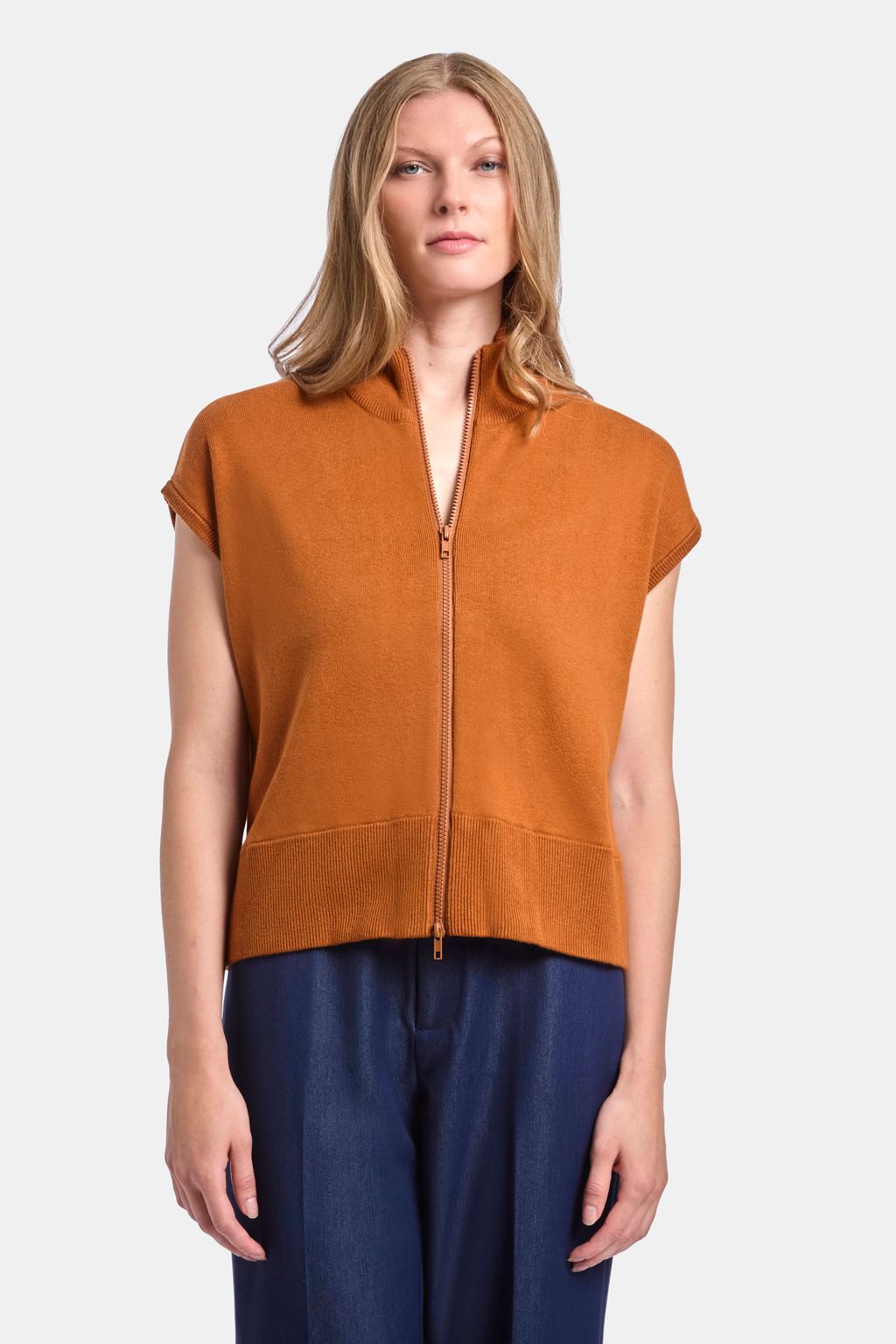 THE CLUB SWEATER